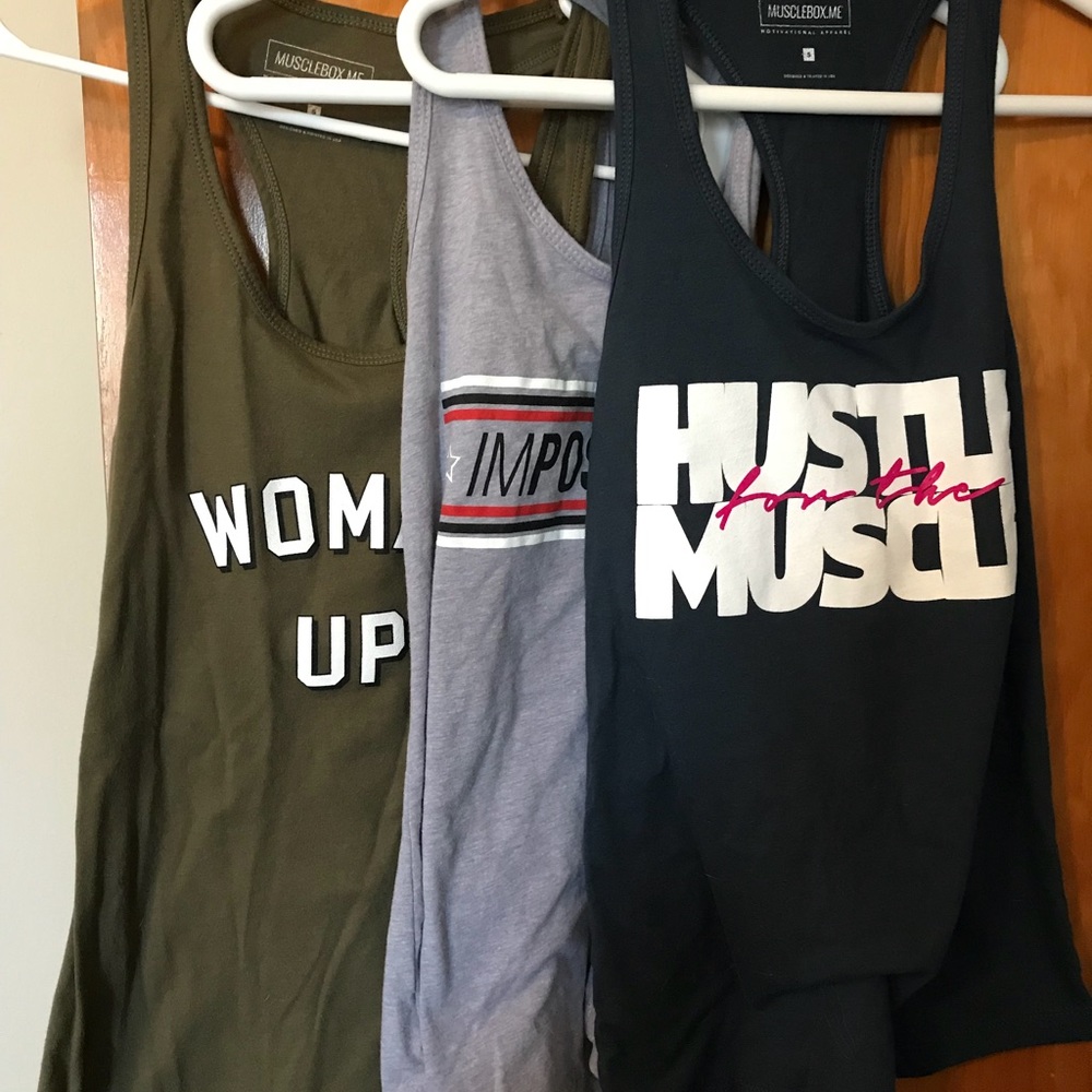 Workout tank tops